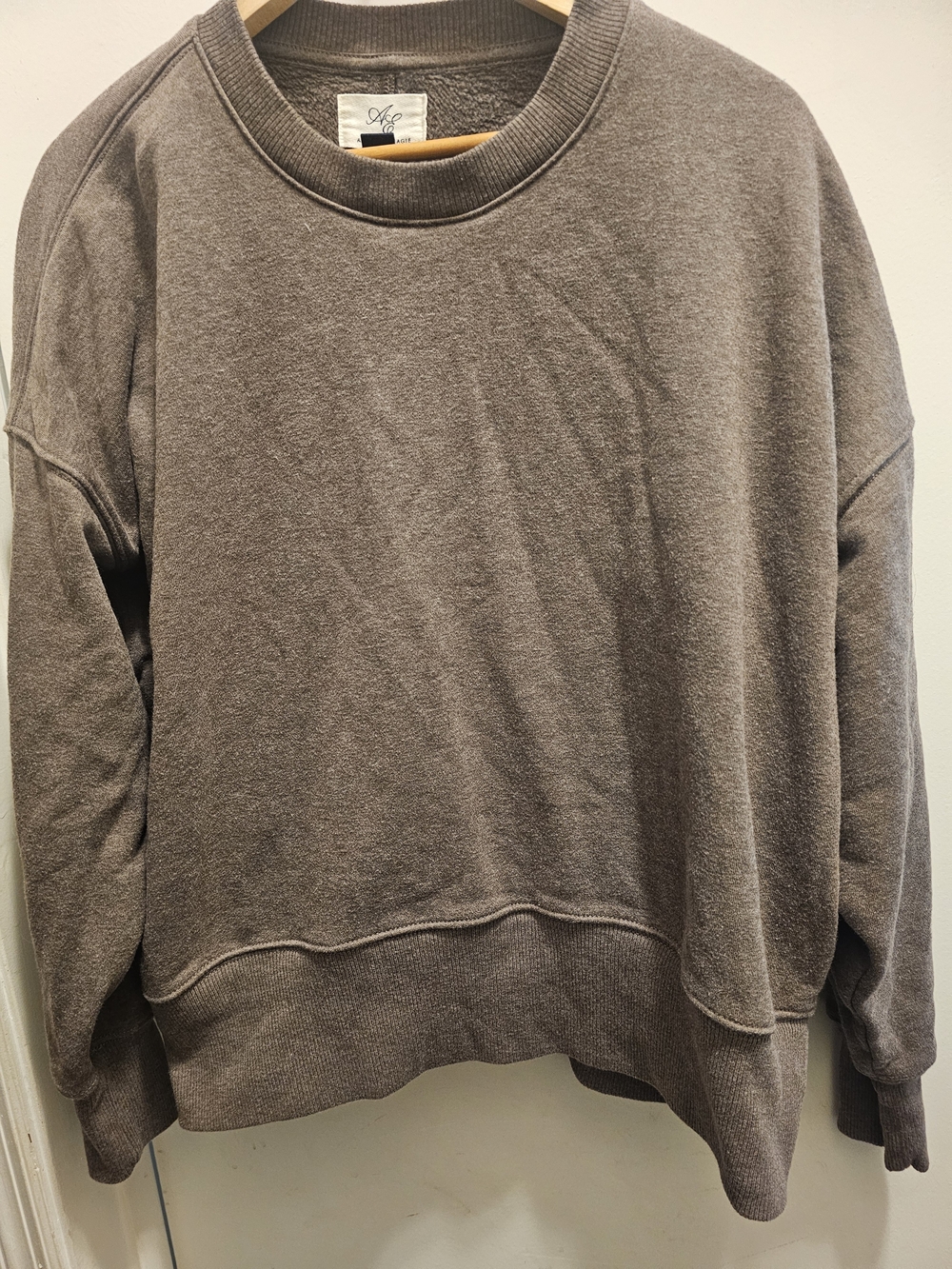 American Eagle Women's Crew Neck Sweatshirt Excellent Condition Size Small